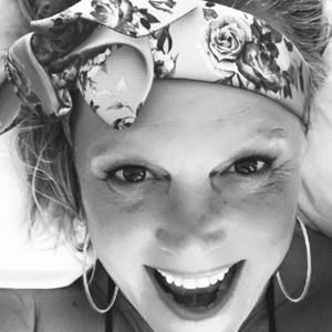 Meet your Posher, Sandra